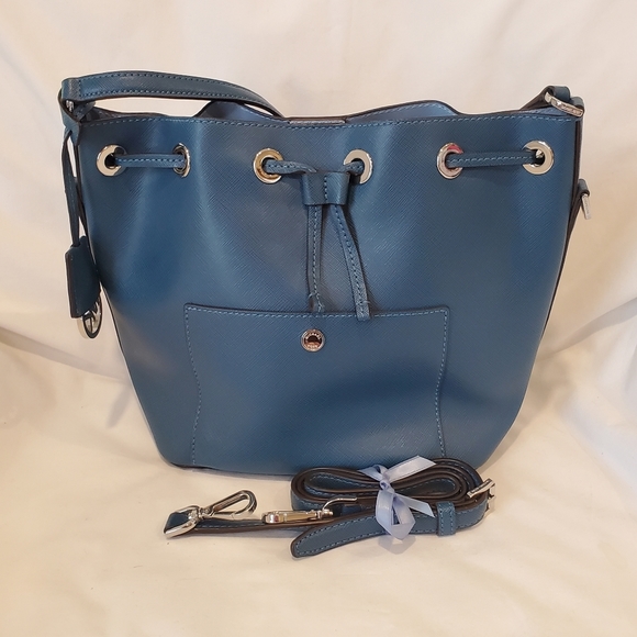 Michael Kors Handbags - Michael Kors Greenwich Saffiano Leather Bucket Bag Crossbody Convertible Blue